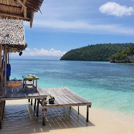 Nus Homestay Raja Ampat Kri Esterno foto