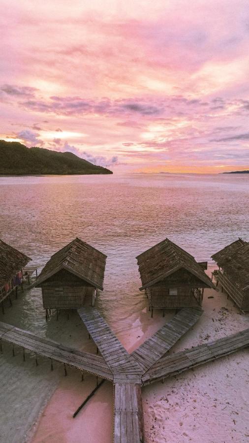 Nus Homestay Raja Ampat Kri Esterno foto