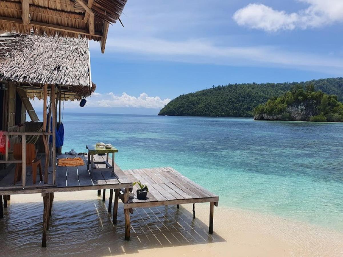 Nus Homestay Raja Ampat Kri Esterno foto